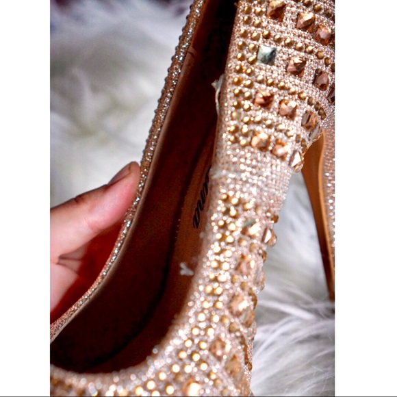 ✨GLAM ROSE GOLD HEELS🌟 - Picture 3 of 5